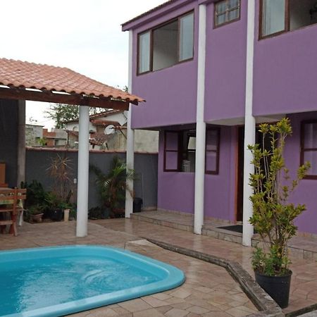 Casa Roxa Com Piscina Em Condominio Araquari Exterior photo