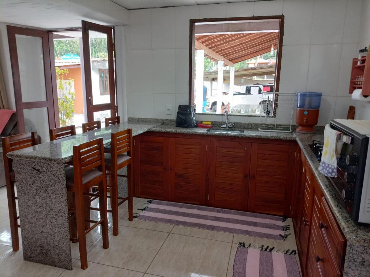 Casa Roxa Com Piscina Em Condominio Araquari Exterior photo